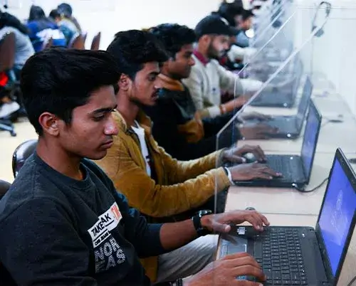 Microsoft Cloud Computing Lab