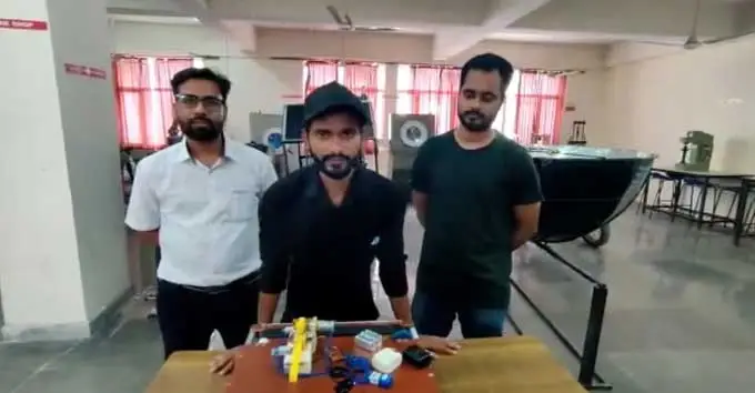 Smart Conveyor Metal Detector Made by The Accurate College of Engineering students